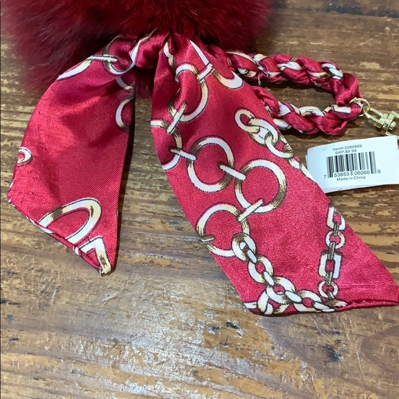 Action Imports Puff Silk Tied Gold Keychain NEW - Picture 4 of 6